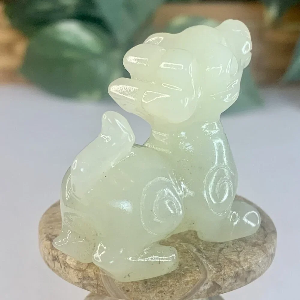 Chinese Jade Foo Dog Pixiu Figurine Carved Mythical Animal Figure Statue Vintage